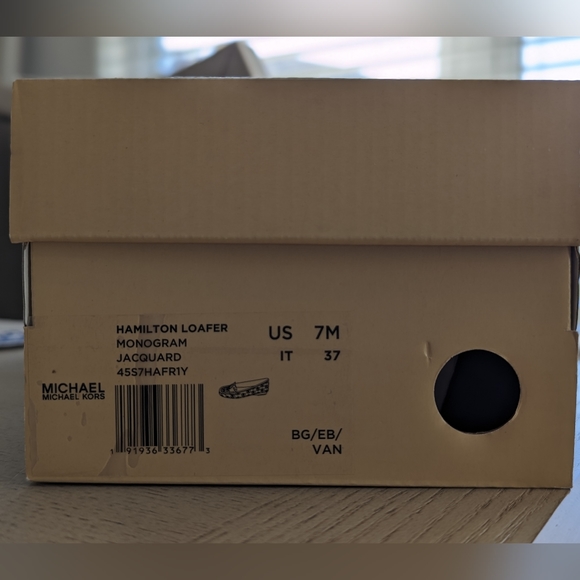 Michael Kors Hamilton Loafer - Picture 2 of 7